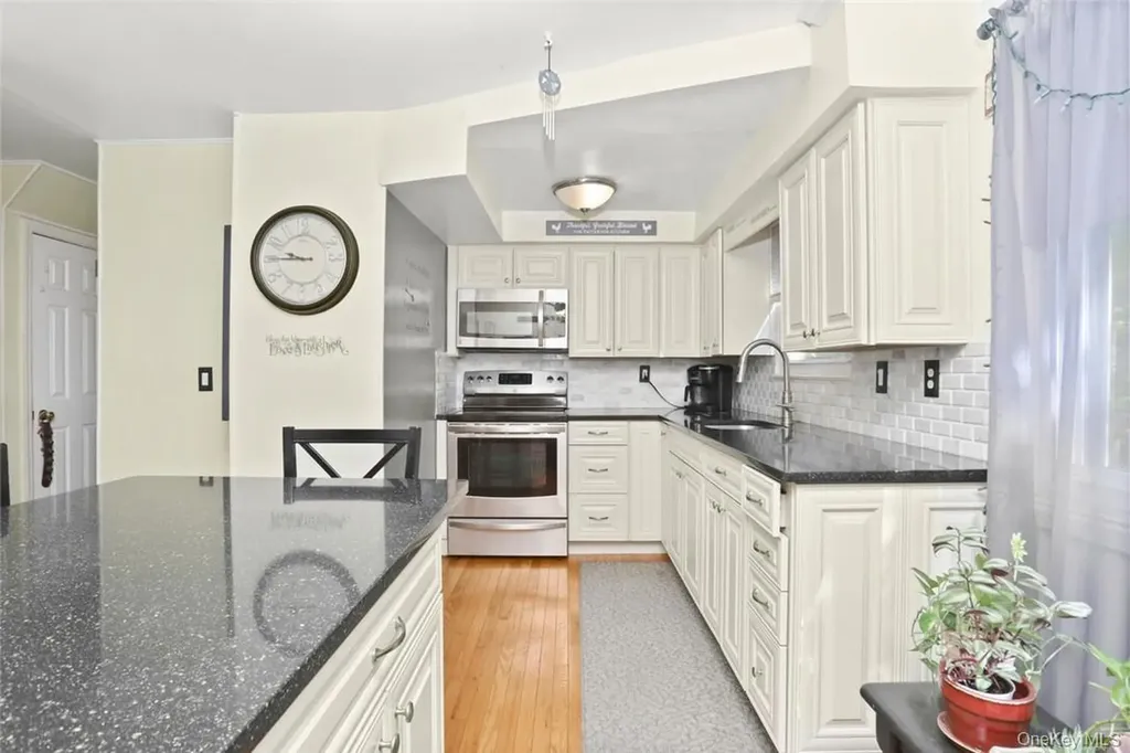 46 Chatham Terrace Yonkers NY 10710