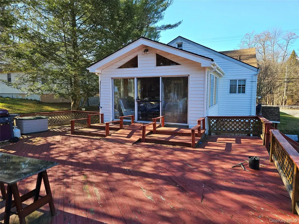 3624 State Route 55 Kauneonga Lake NY 12720