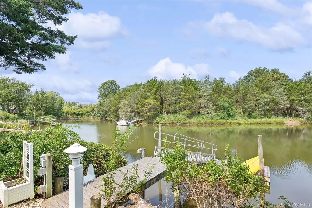 425 Cedar Point Drive E Southold NY 11971