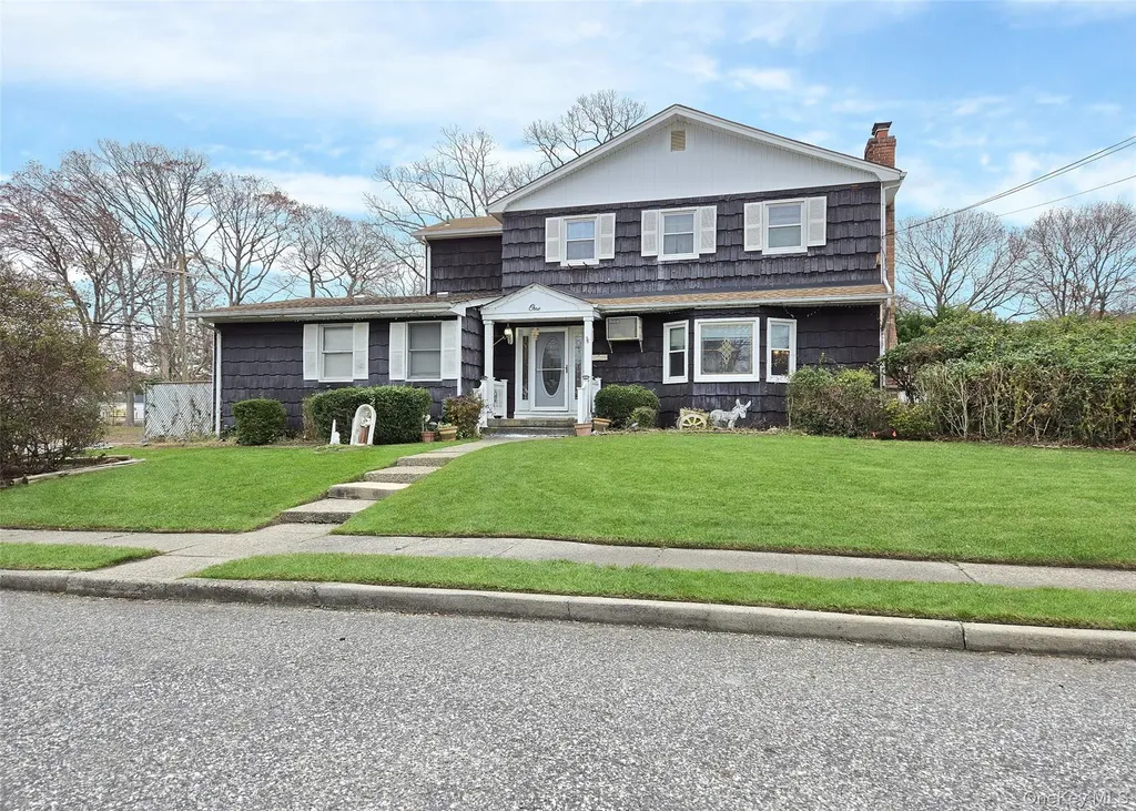 1 Jamar Lane Ronkonkoma NY 11779