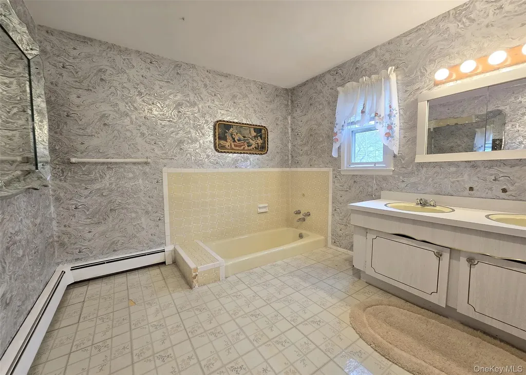 1 Jamar Lane Ronkonkoma NY 11779
