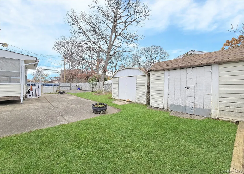 1 Jamar Lane Ronkonkoma NY 11779