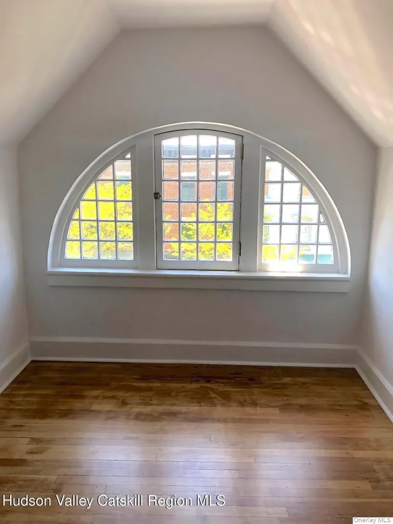 420 Warren Hudson NY 12534