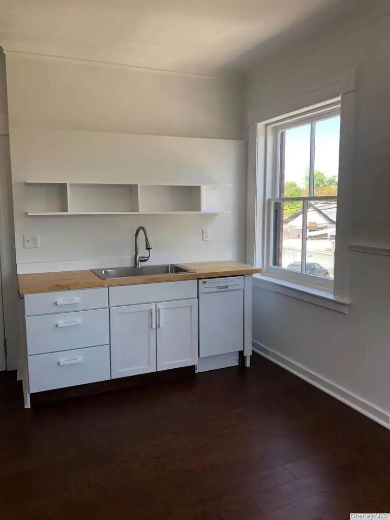 420 Warren Hudson NY 12534