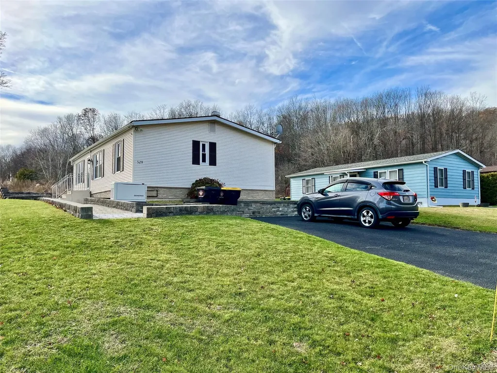 529 5th Avenue Middletown NY 10941