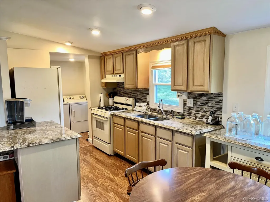 529 5th Avenue Middletown NY 10941