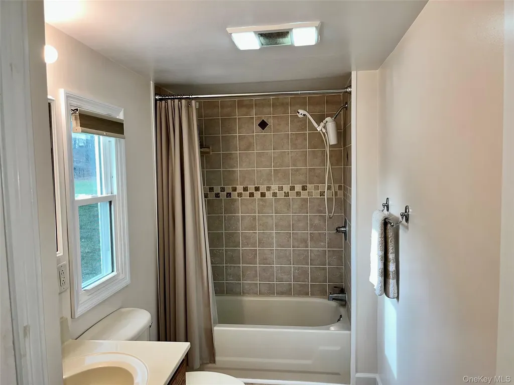 529 5th Avenue Middletown NY 10941