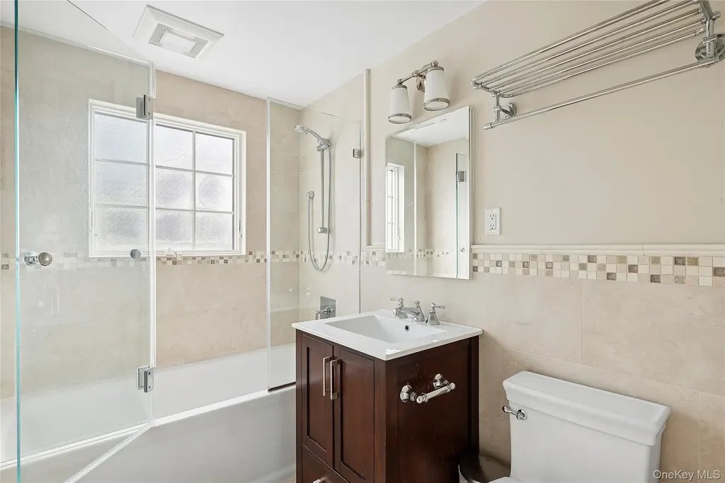 44 Old Ox Road Manhasset NY 11030