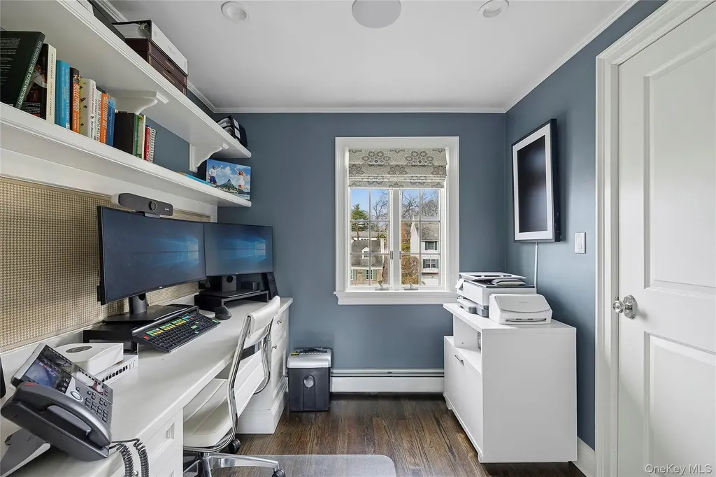 44 Old Ox Road Manhasset NY 11030