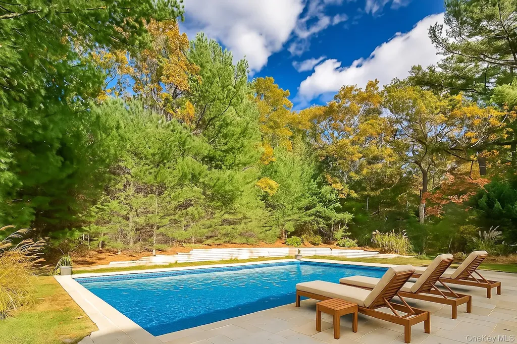 3 Sally's Path East Hampton NY 11937