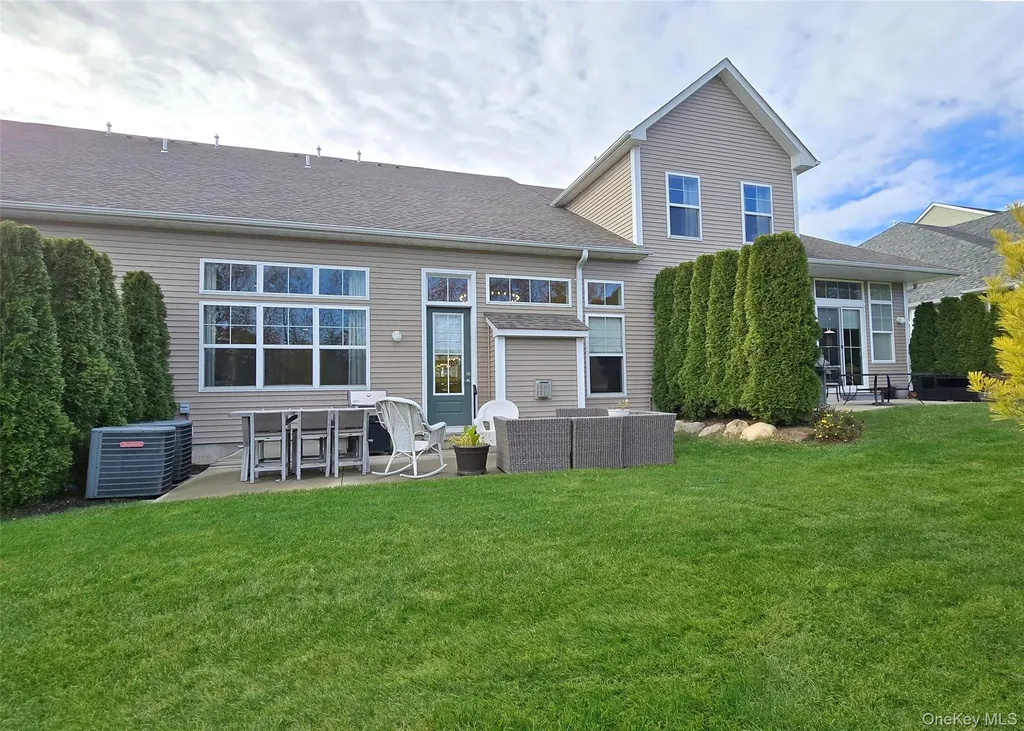 137 Grace Hall Lane Yaphank NY 11980