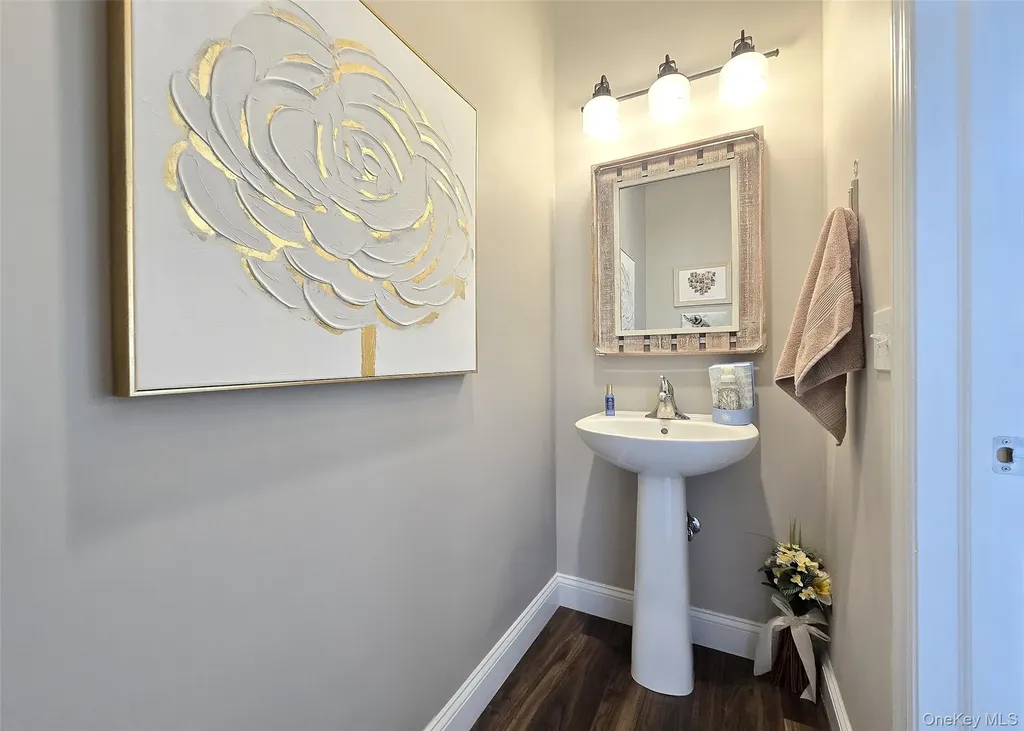 137 Grace Hall Lane Yaphank NY 11980
