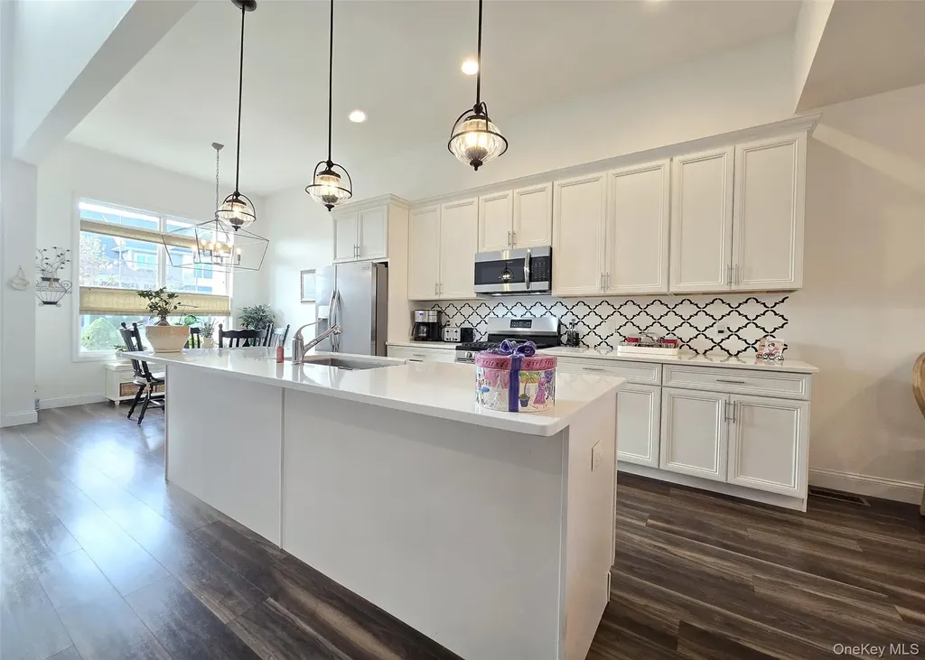 137 Grace Hall Lane Yaphank NY 11980