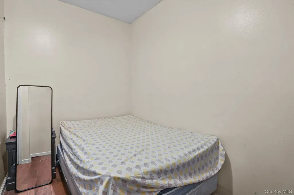 1448 Edwards Avenue Bronx NY 10461