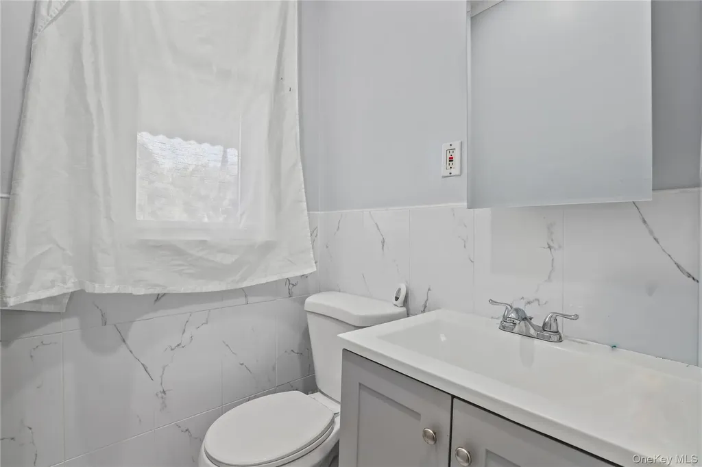 1448 Edwards Avenue Bronx NY 10461