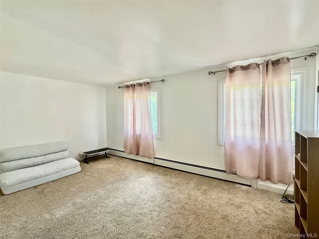 17 N Aspen Road Middletown NY 10940