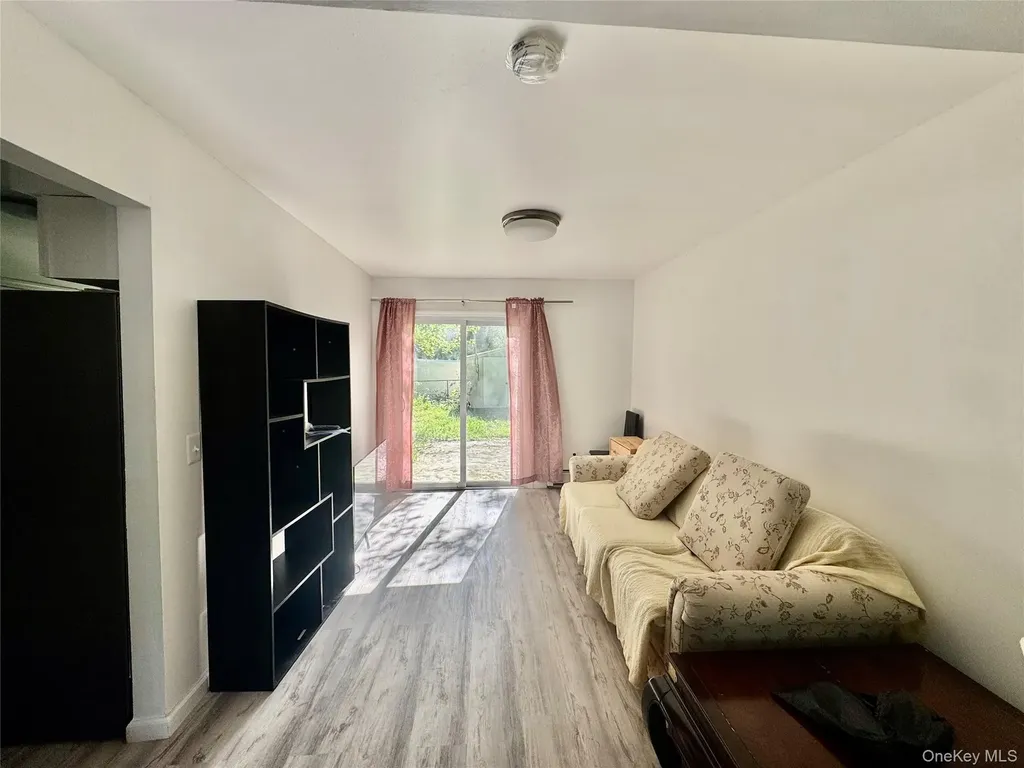 17 N Aspen Road Middletown NY 10940