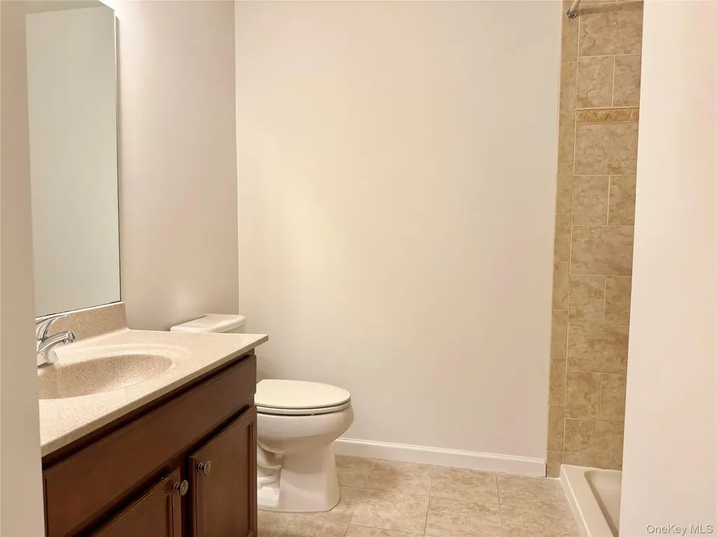 808 Egrets Landing Carmel NY 10512