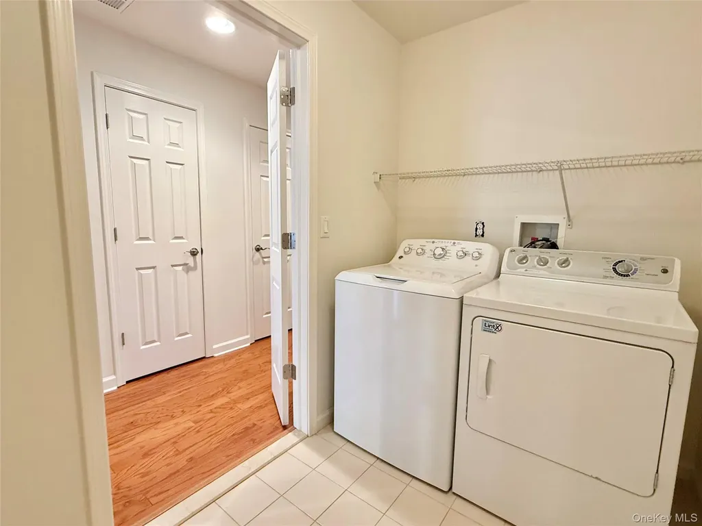 808 Egrets Landing Carmel NY 10512