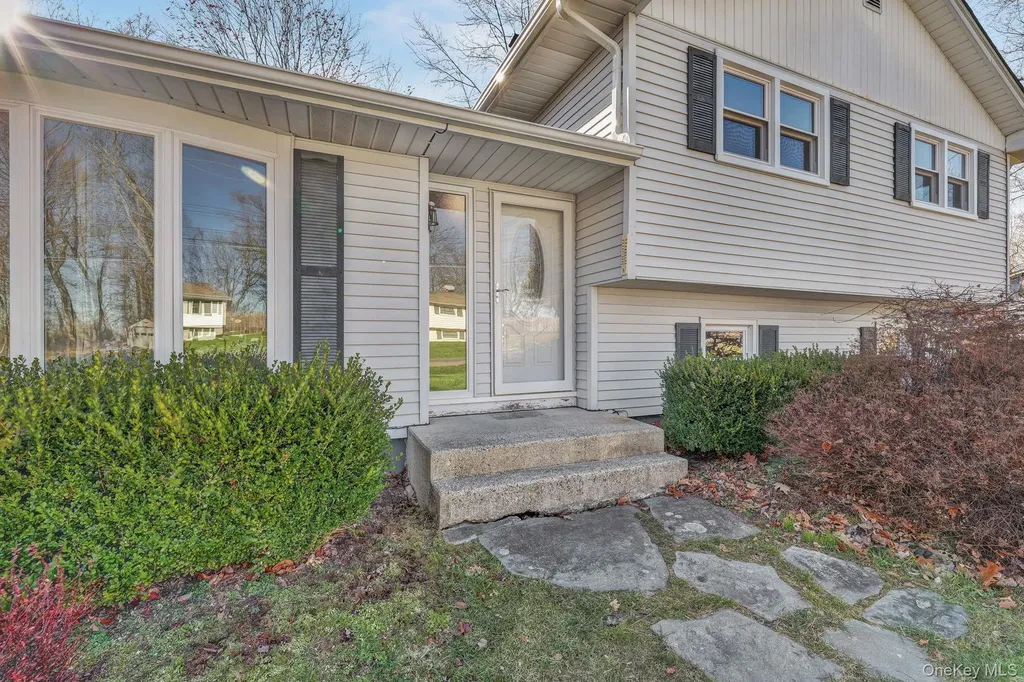 21 California Drive Middletown NY 10940