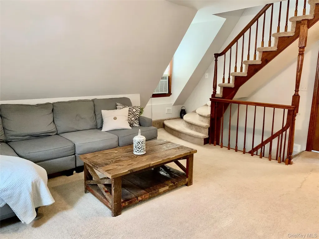 1 Library Road Tuxedo Park NY 10987