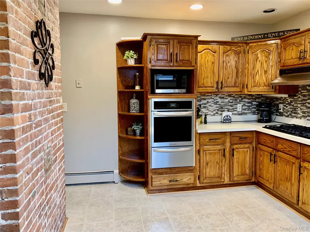 1 Library Road Tuxedo Park NY 10987