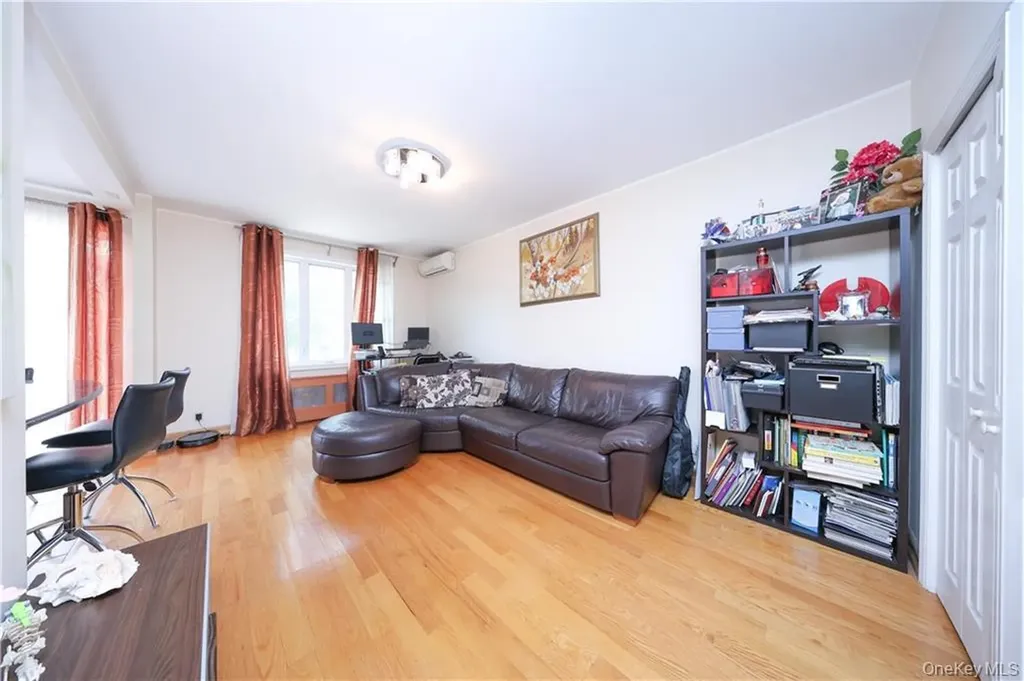 2415 E 27th Street Brooklyn NY 11235