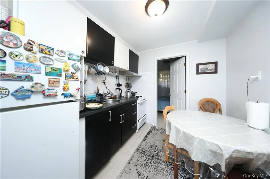 2415 E 27th Street Brooklyn NY 11235