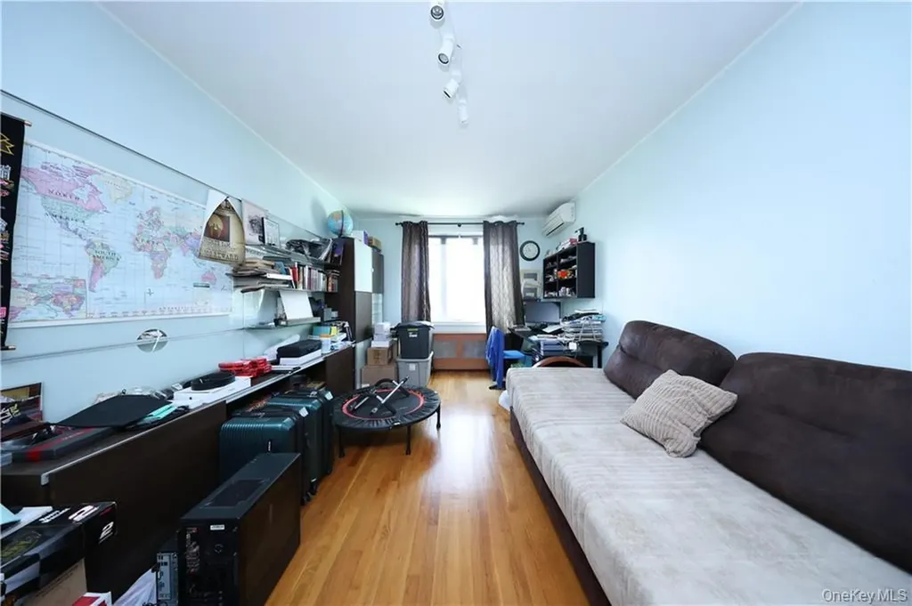 2415 E 27th Street Brooklyn NY 11235