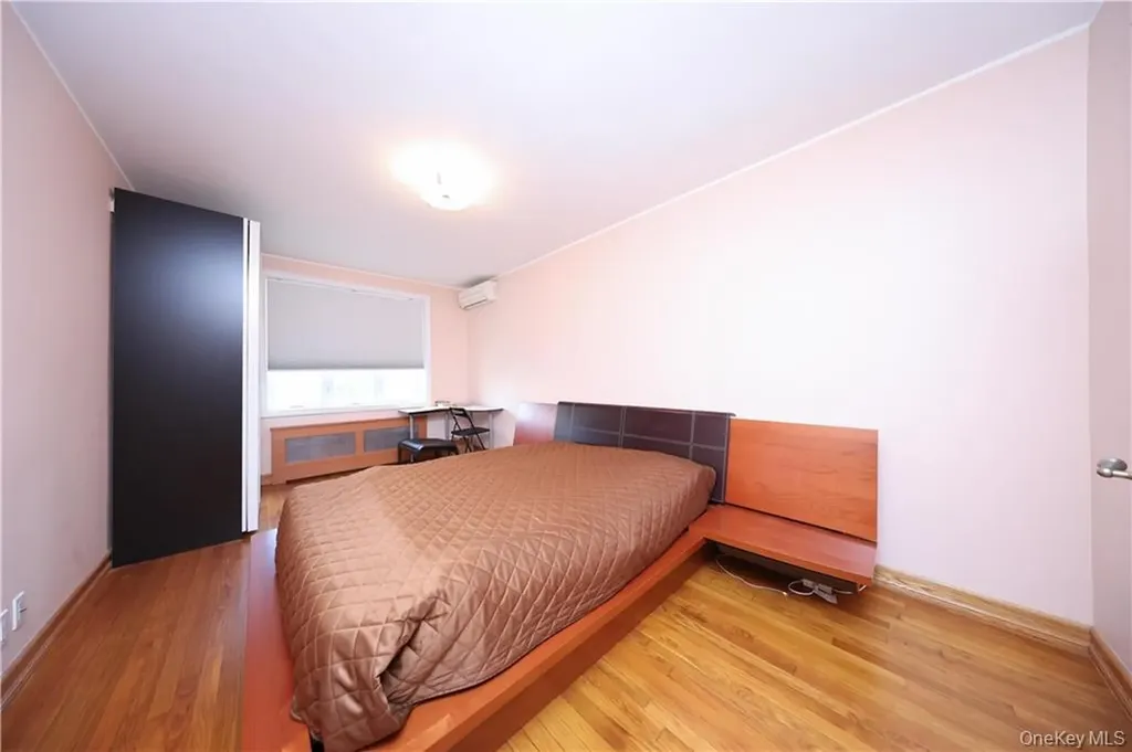 2415 E 27th Street Brooklyn NY 11235