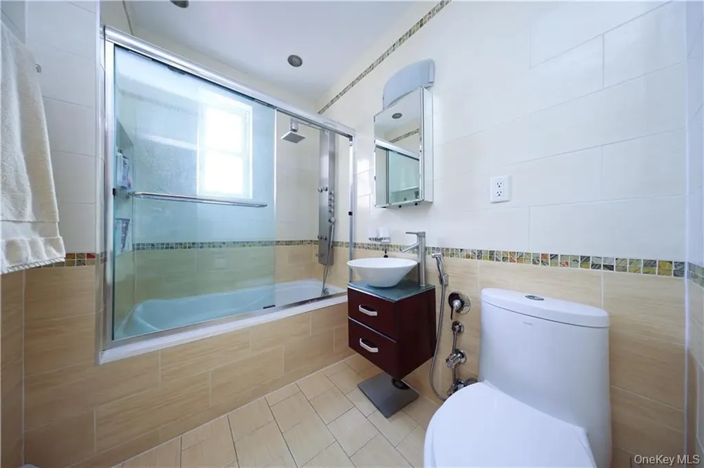 2415 E 27th Street Brooklyn NY 11235