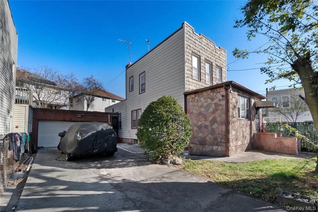 665 Varkens Hook Road Brooklyn NY 11236