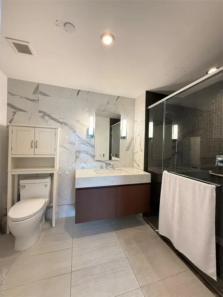 13835 39th Avenue Flushing NY 11354