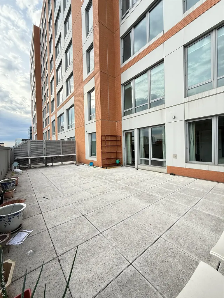 13835 39th Avenue Flushing NY 11354