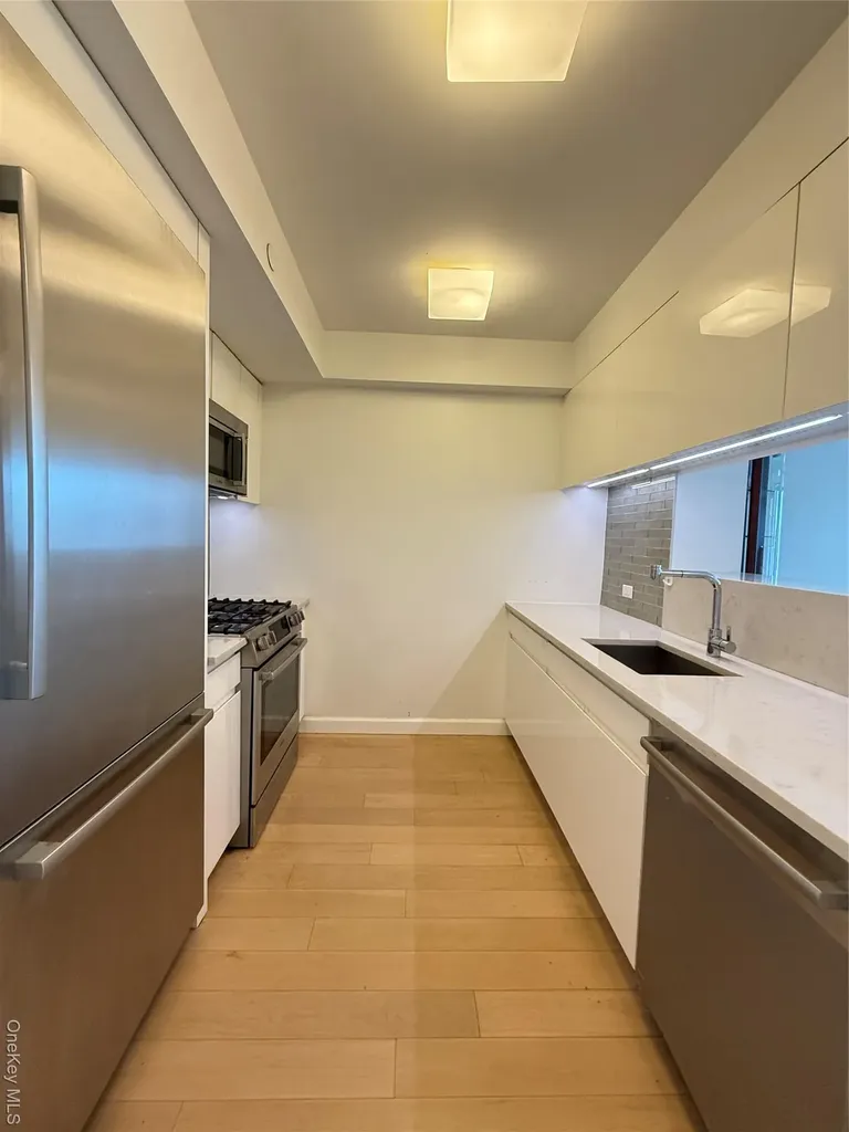 13835 39th Avenue Flushing NY 11354
