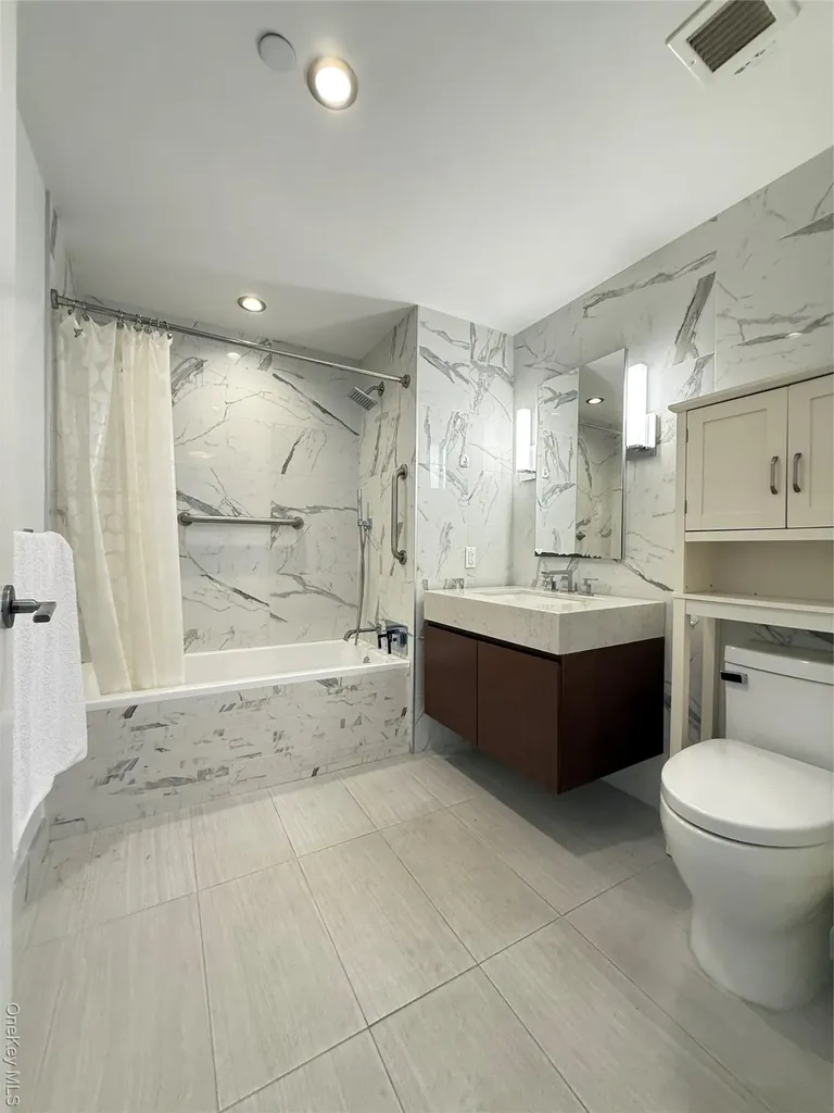 13835 39th Avenue Flushing NY 11354