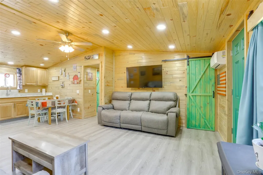 463 County Road 131 Callicoon NY 12723