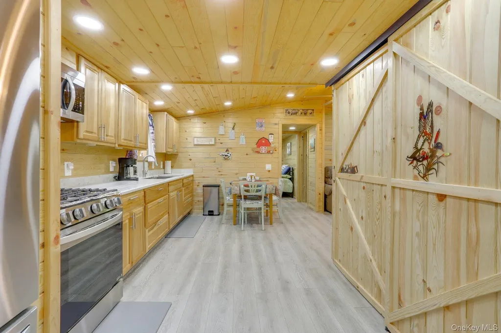 463 County Road 131 Callicoon NY 12723