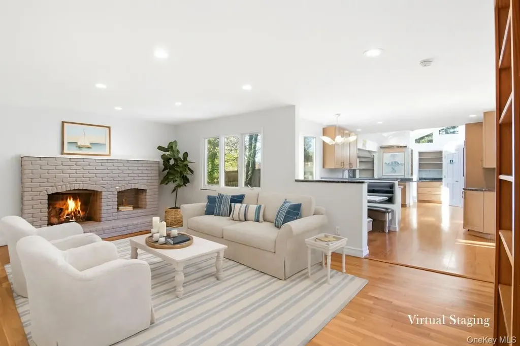 6 Vingut Lane Setauket NY 11733
