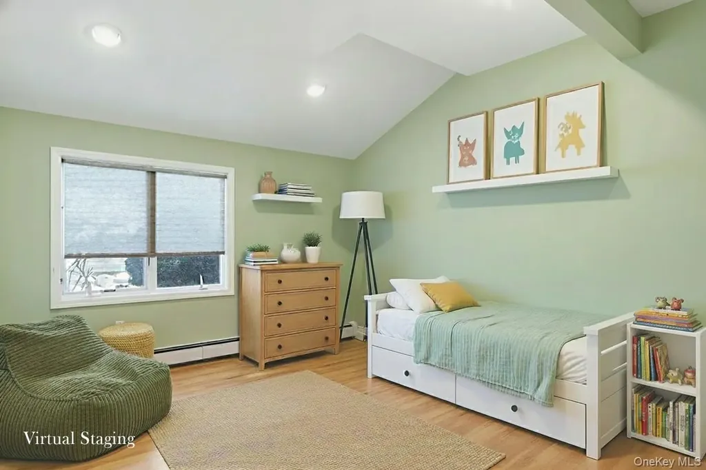 6 Vingut Lane Setauket NY 11733