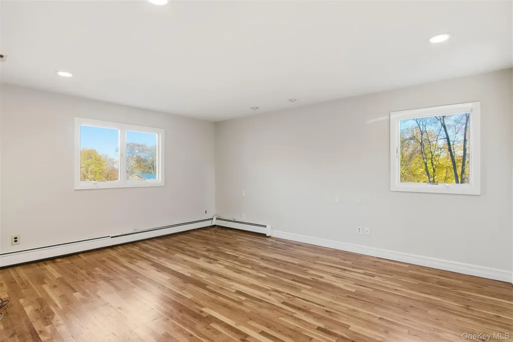 6 Vingut Lane Setauket NY 11733