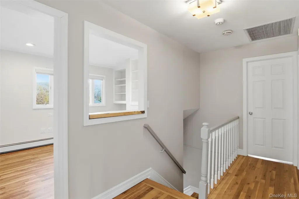 6 Vingut Lane Setauket NY 11733