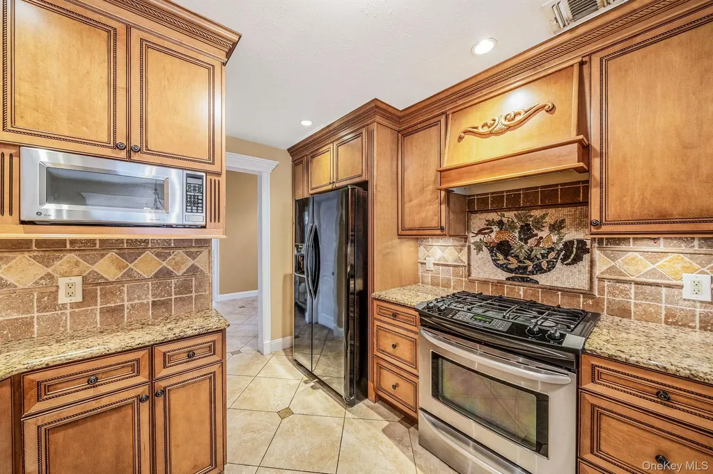 310 Terry Road Smithtown NY 11787