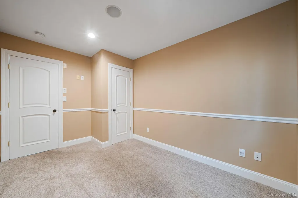 310 Terry Road Smithtown NY 11787