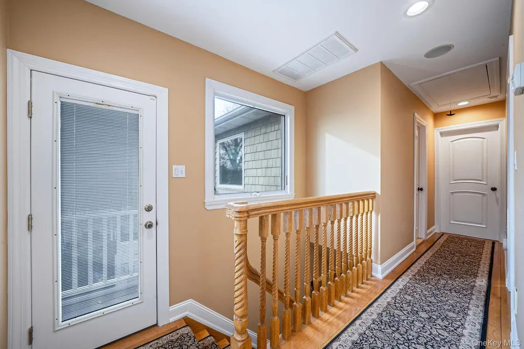 310 Terry Road Smithtown NY 11787