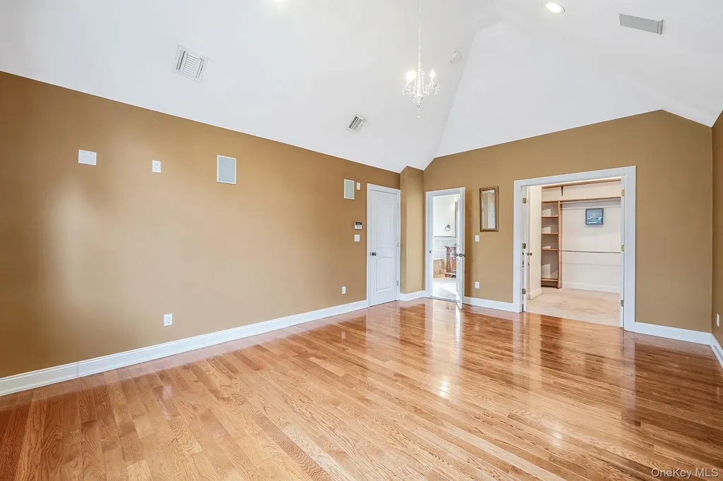 310 Terry Road Smithtown NY 11787