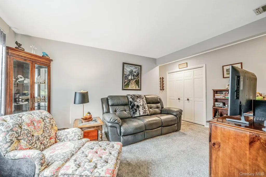 310 Terry Road Smithtown NY 11787