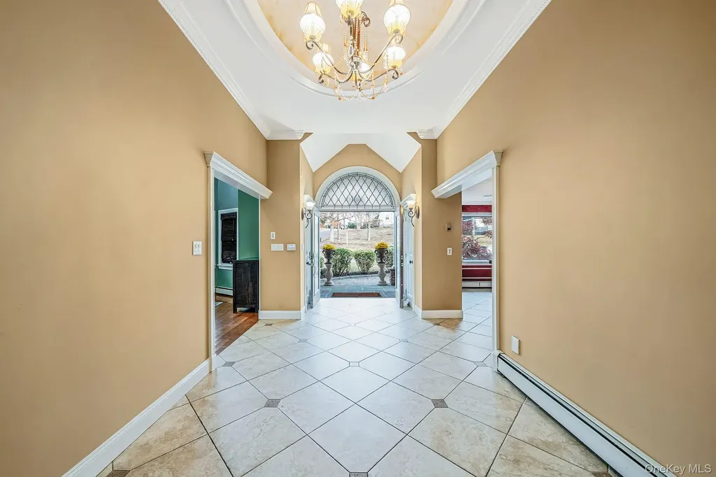 310 Terry Road Smithtown NY 11787