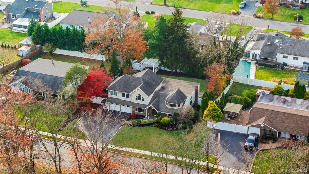 310 Terry Road Smithtown NY 11787