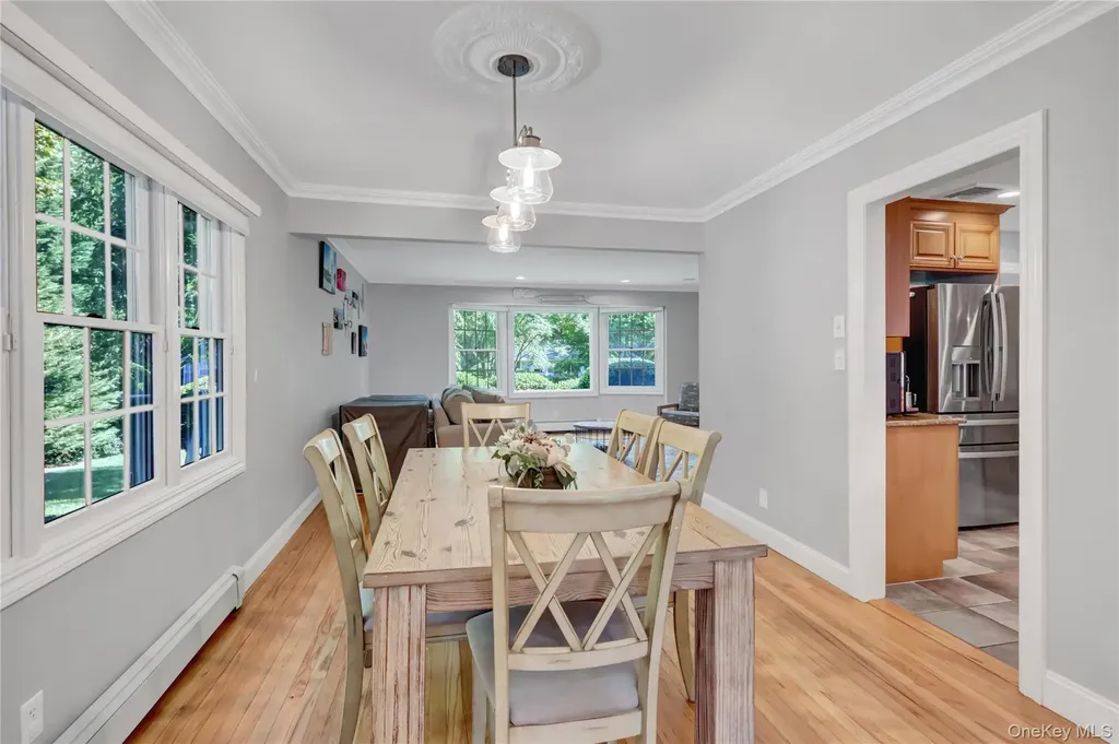 5 Robin Lane Huntington NY 11743